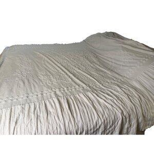 Vtg Inspired MaryJanes Home White Chenille Bedspread 100% Cotton F/Q Cottagecore